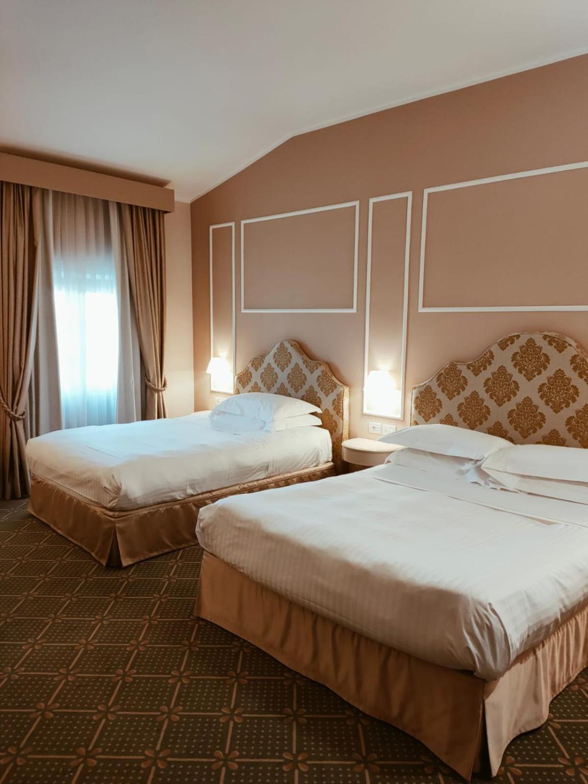 Hotel Villa San Lucchese Поджібонсі Екстер'єр фото
